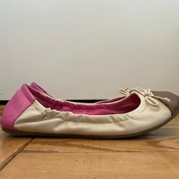 Loft Flat - Picture 3 of 4